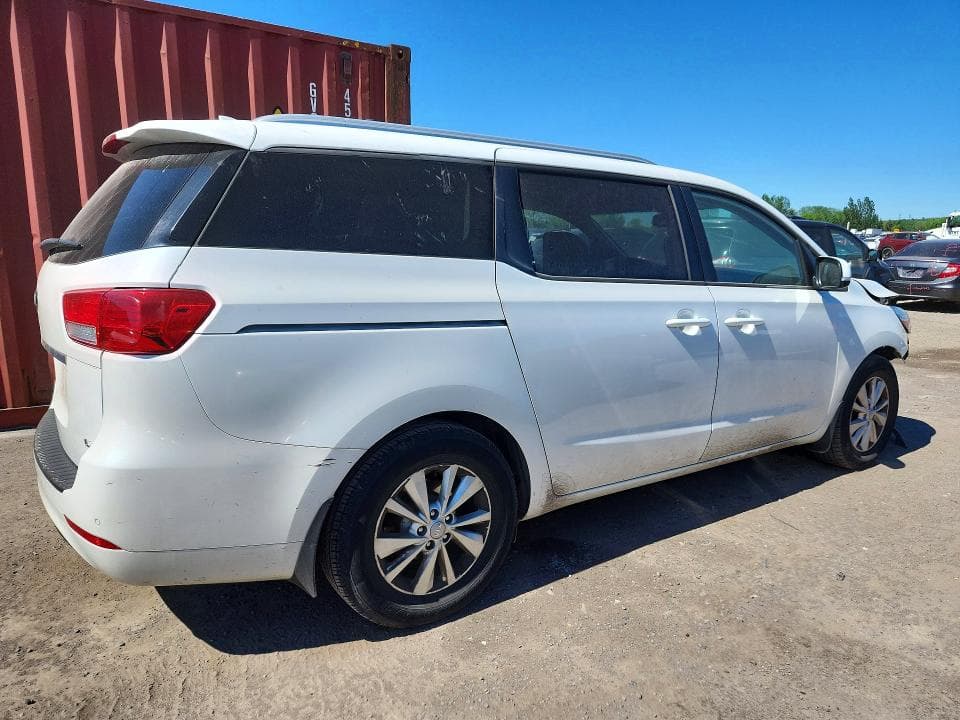 2017 KIA SEDONA LX 3