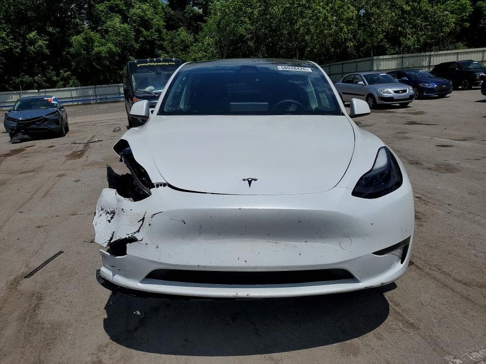 2023 TESLA MODEL Y 5