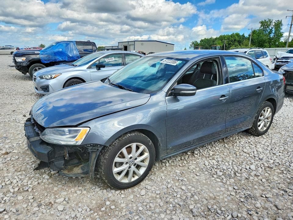 2013 VOLKSWAGEN JETTA - 1