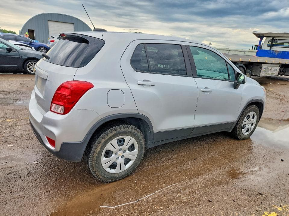 2017 CHEVROLET TRAX LS 3
