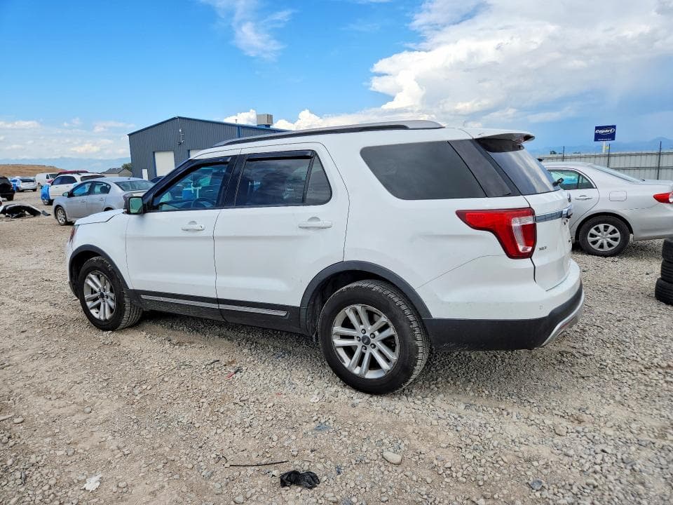 2017 FORD EXPLORER XLT 2