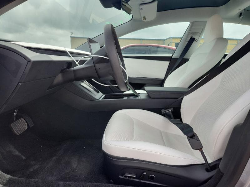 2025 TESLA MODEL 3 7
