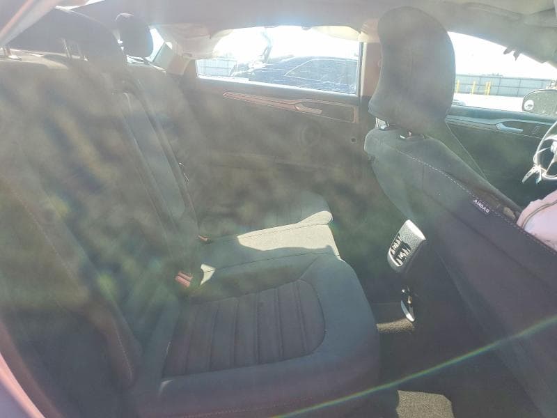 2019 FORD FUSION SE 10