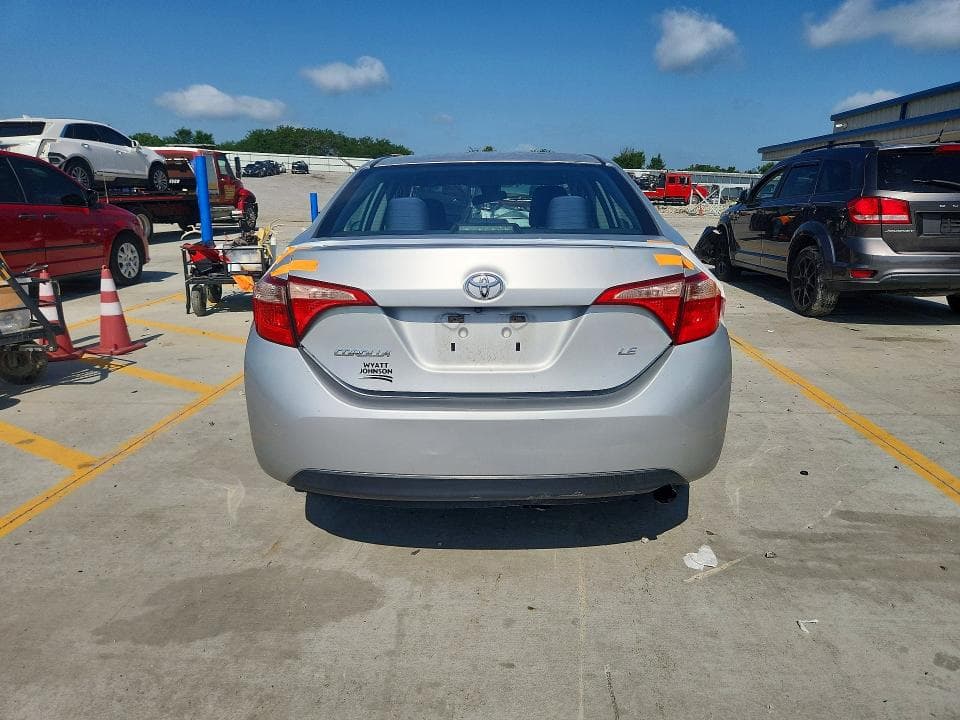 2017 TOYOTA COROLLA LE 6