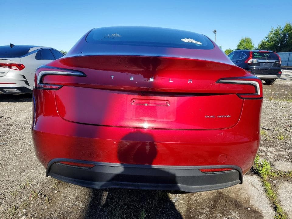 2025 TESLA MODEL 3 6