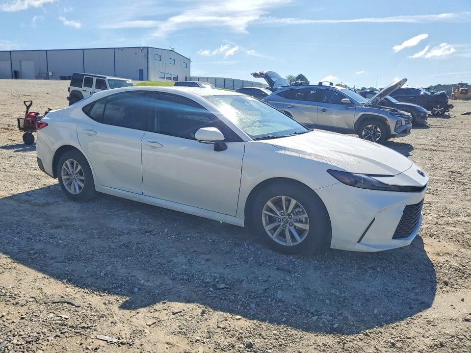 2025 TOYOTA CAMRY LE 4