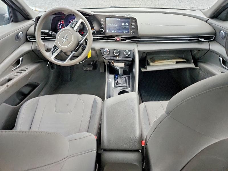 2021 HYUNDAI ELANTRA SE 8