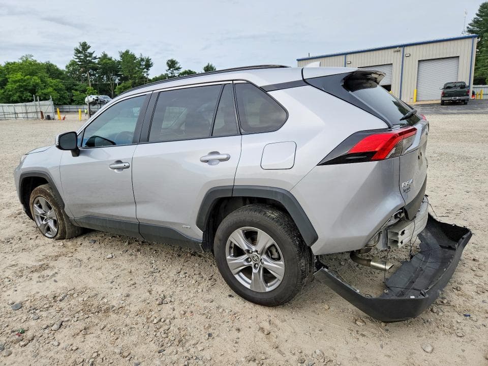 2024 TOYOTA RAV4 HYBRID XLE 2