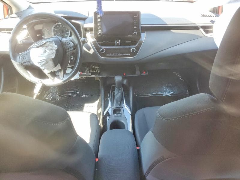 2021 TOYOTA COROLLA LE 8