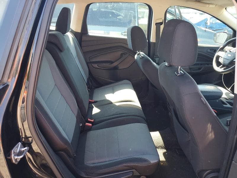 2017 FORD ESCAPE S 10