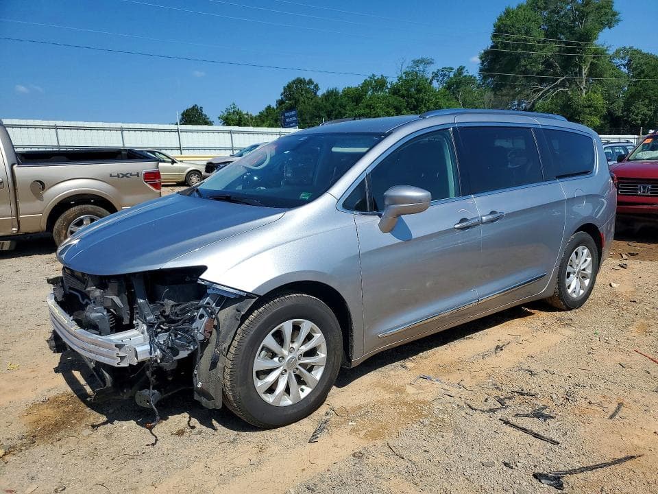 2019 CHRYSLER PACIFICA TOURING L