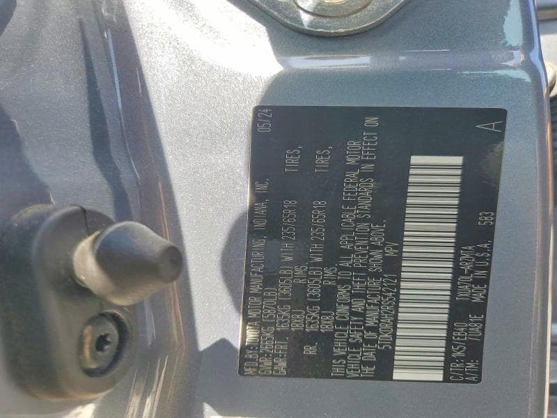 2024 TOYOTA HIGHLANDER XLE 13