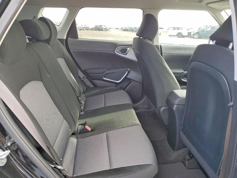 2021 KIA SOUL LX 11