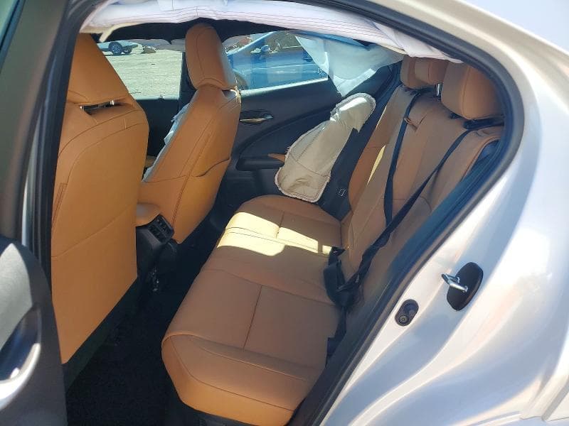 2025 LEXUS UX 300H PREMIUM 11