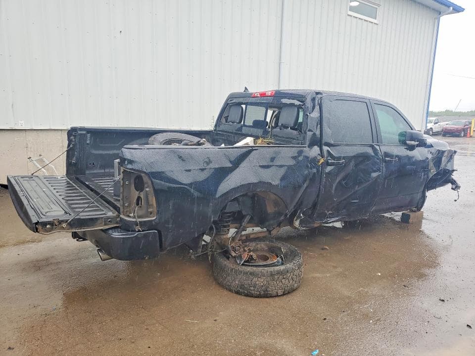 2019 RAM 1500 CLASSIC SLT 3