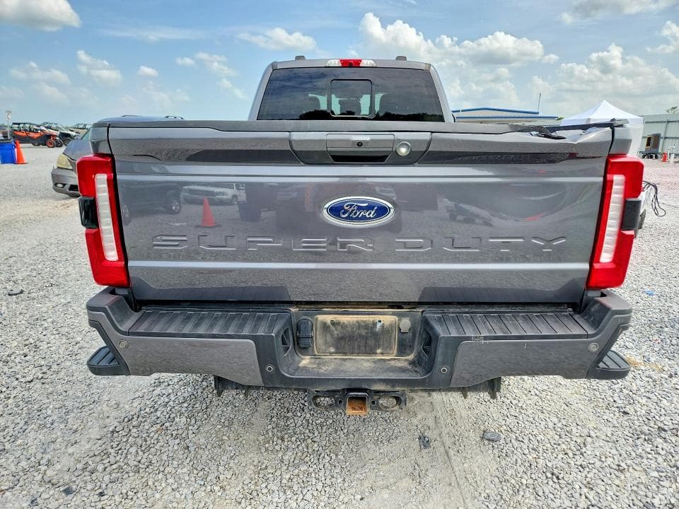 2024 FORD F350 SUPER DUTY 6