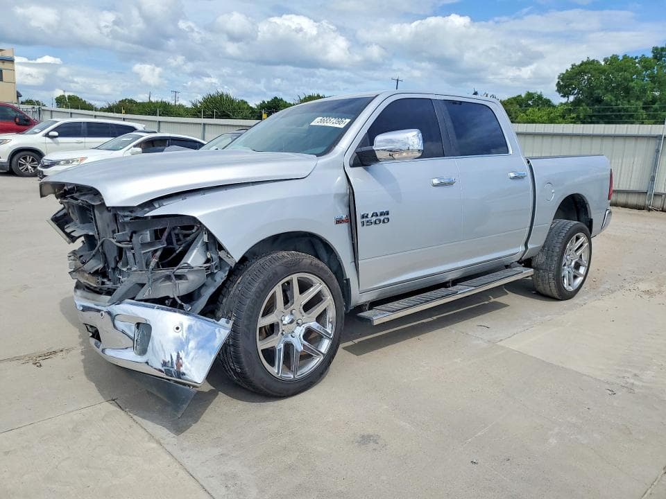2018 RAM 1500 SLT - 1