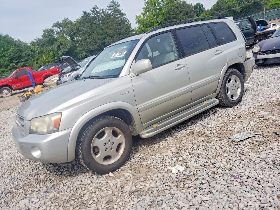 2004 TOYOTA HIGHLANDER