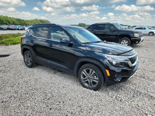 2022 KIA SELTOS S 4