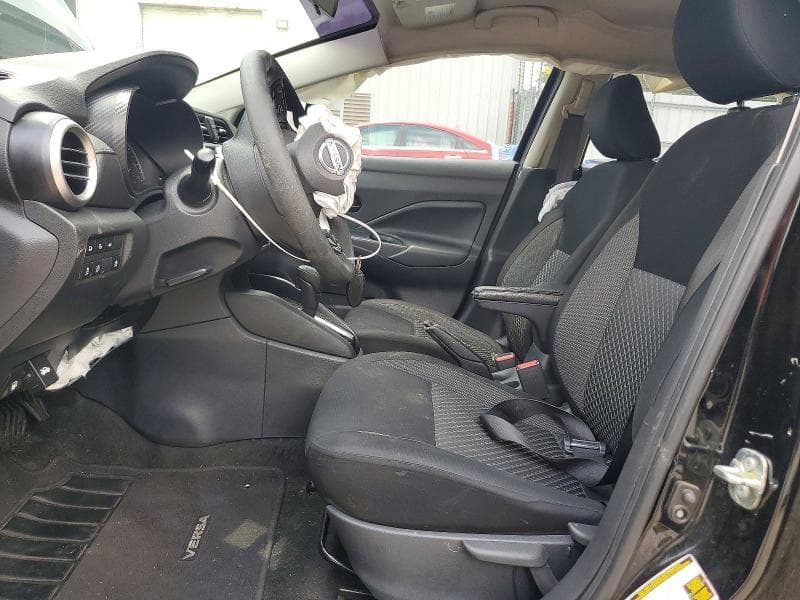 2020 NISSAN VERSA S 7