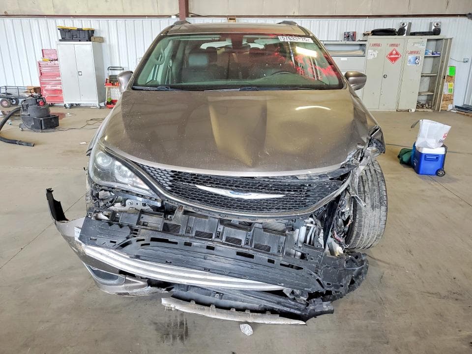 2018 CHRYSLER PACIFICA TOURING L 5