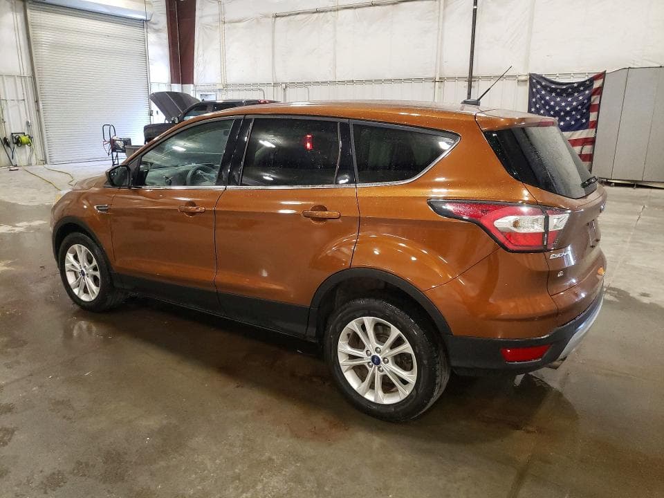 2017 FORD ESCAPE SE 2