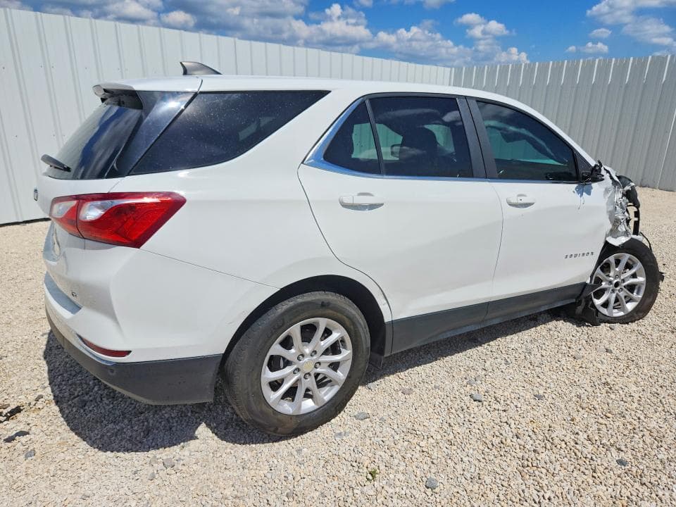 2021 CHEVROLET EQUINOX LT 3