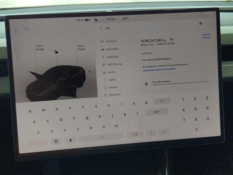 2026 TESLA MODEL Y 9