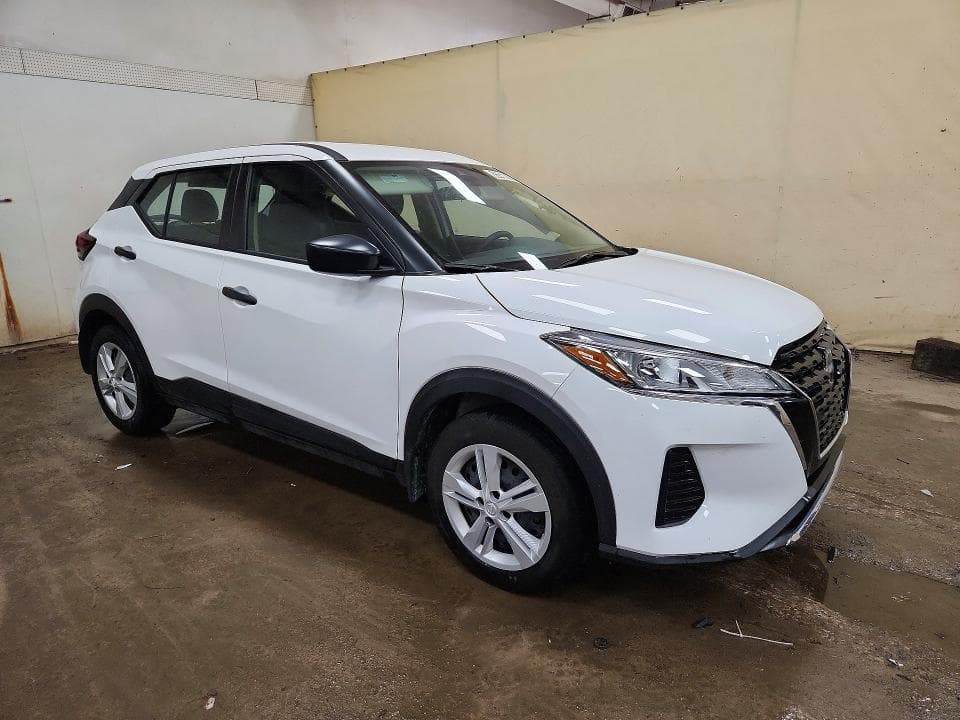 2024 NISSAN KICKS S 4