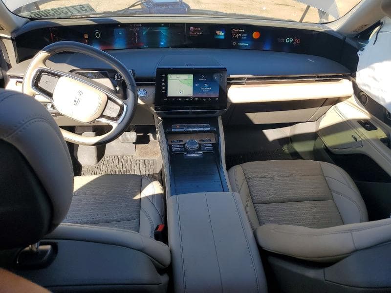 2025 LINCOLN NAUTILUS RESERVE 8