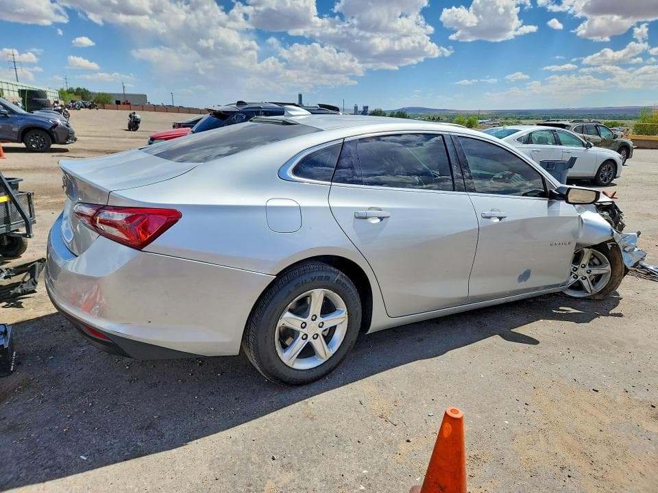 2022 CHEVROLET MALIBU LT 3