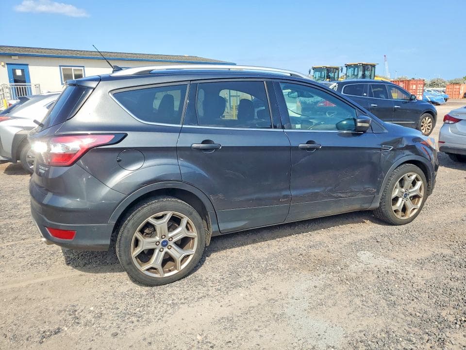 2018 FORD ESCAPE TITANIUM 3