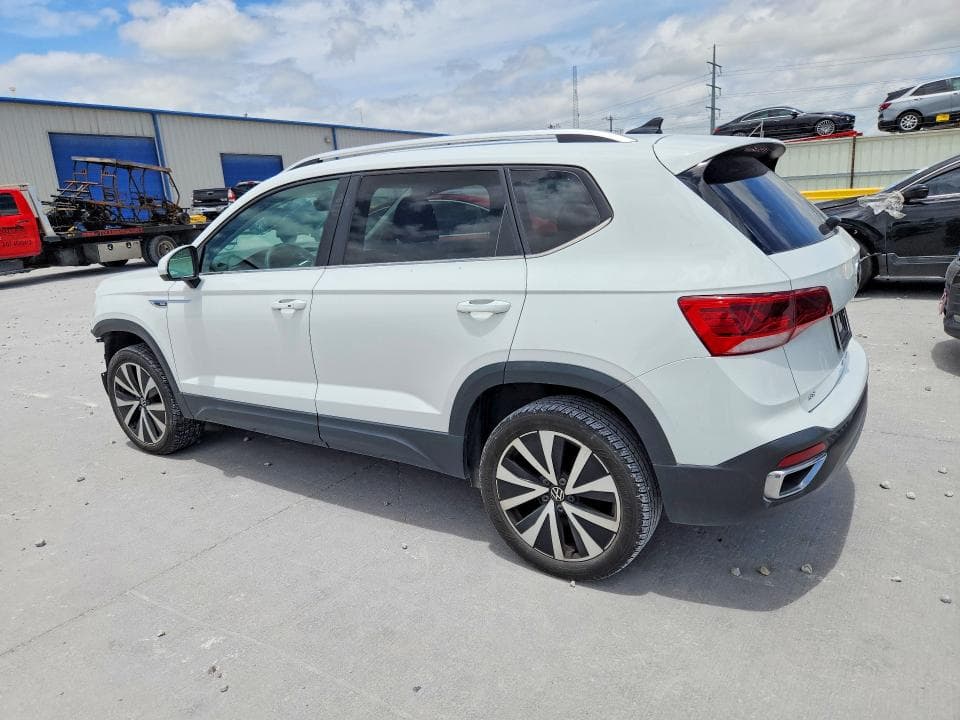 2023 VOLKSWAGEN TAOS SE 2