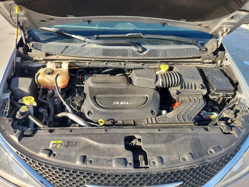2017 CHRYSLER PACIFICA TOURING L 12