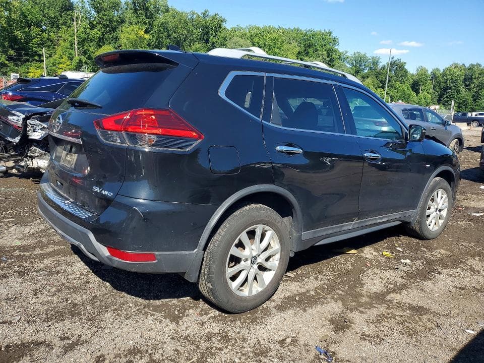 2017 NISSAN ROGUE SV 3