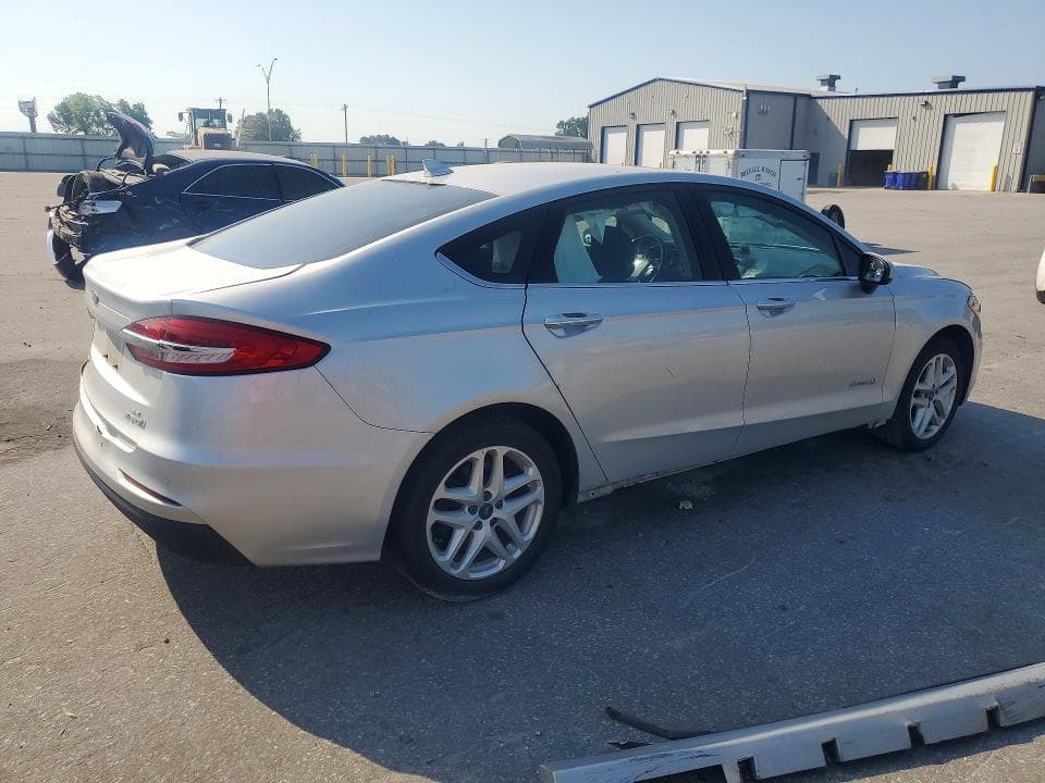 2019 FORD FUSION SE 3