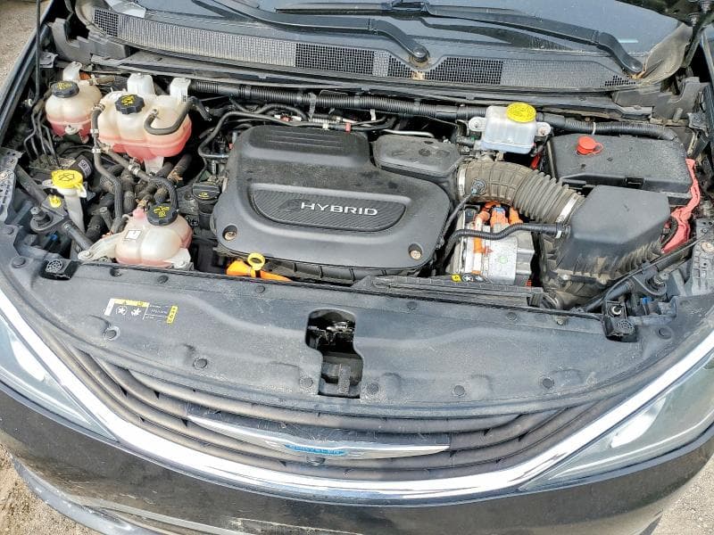 2019 CHRYSLER PACIFICA HYBRID LIMITED 12