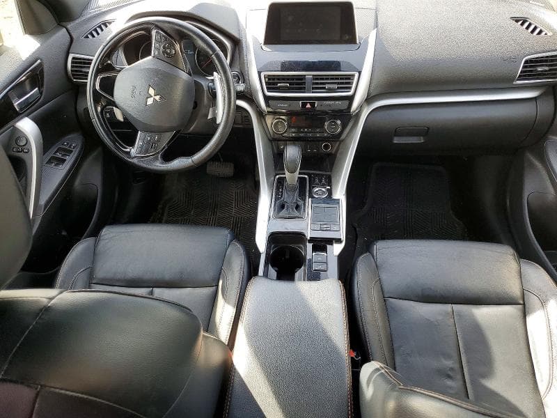2020 MITSUBISHI ECLIPSE CROSS LE 8