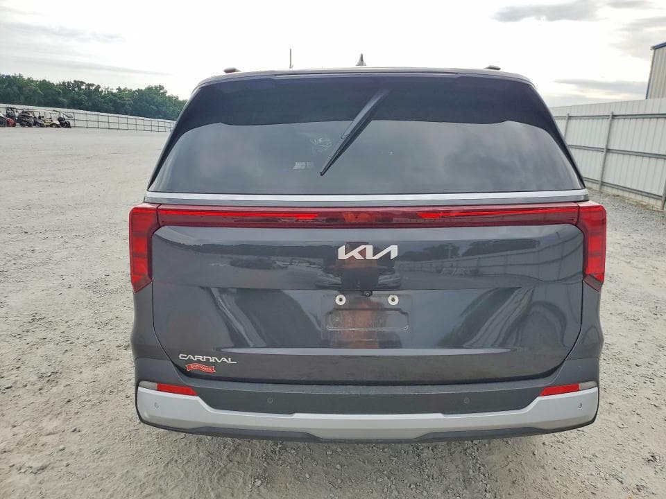 2025 KIA CARNIVAL EX 6