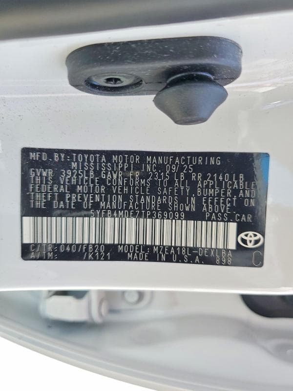 2026 TOYOTA COROLLA LE 12