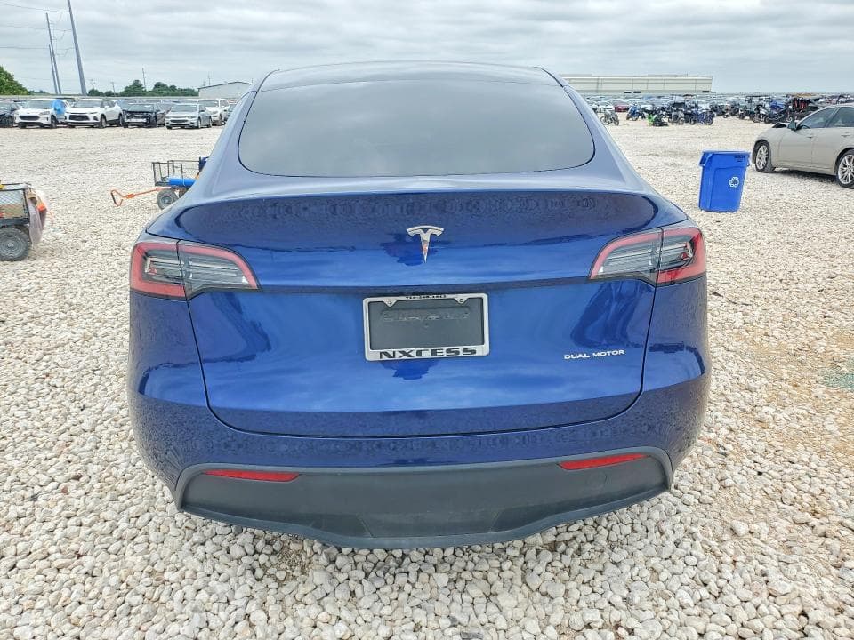 2023 TESLA MODEL Y 6