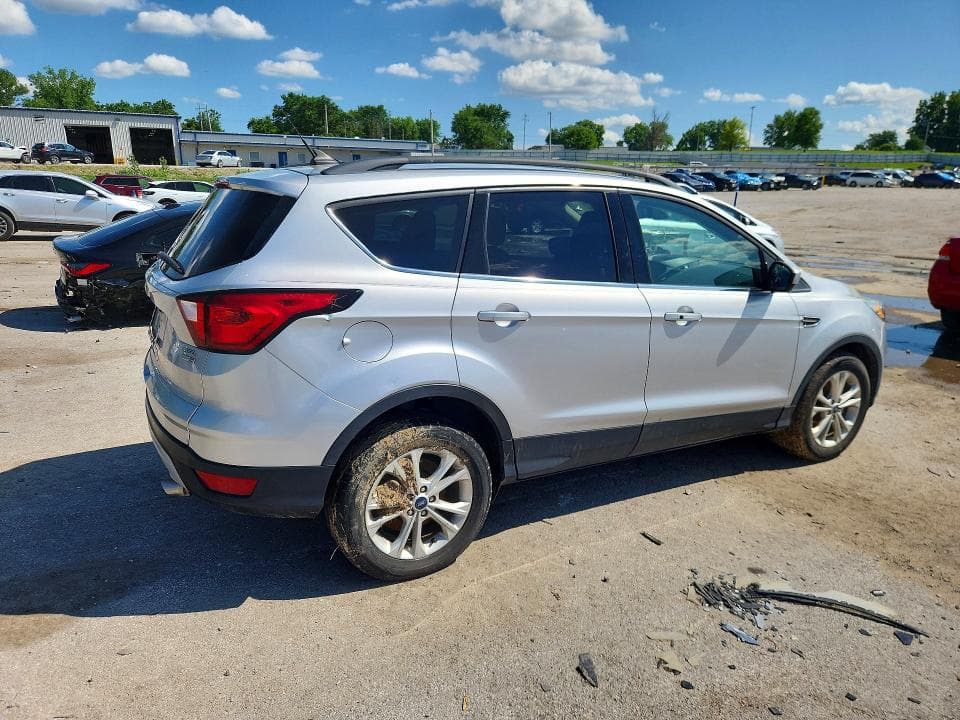 2019 FORD ESCAPE SEL 3