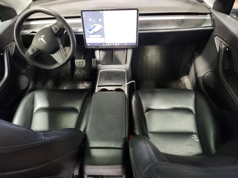 2021 TESLA MODEL Y 8