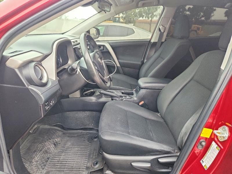 2018 TOYOTA RAV4 LE 7