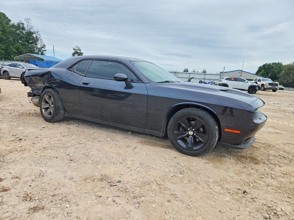 2019 DODGE CHALLENGER SXT 4