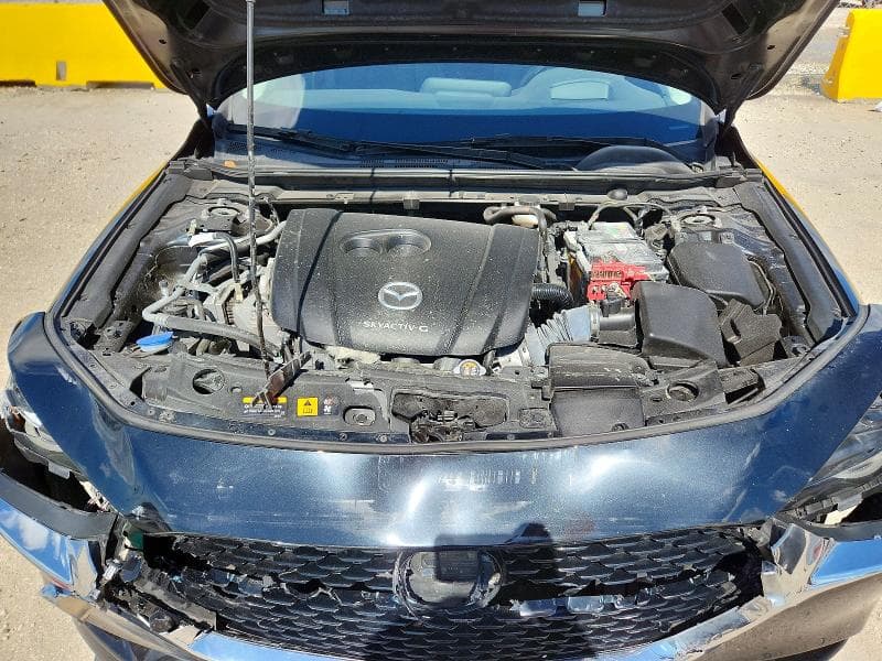 2022 MAZDA 3 PREMIUM 11