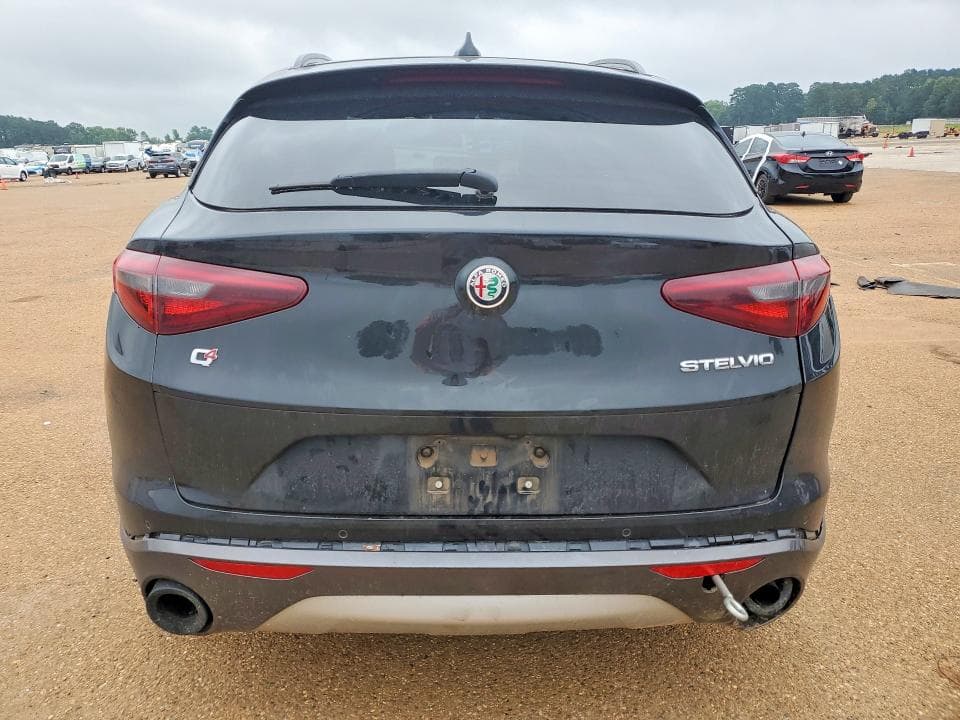 2022 ALFA ROMEO STELVIO TI 6