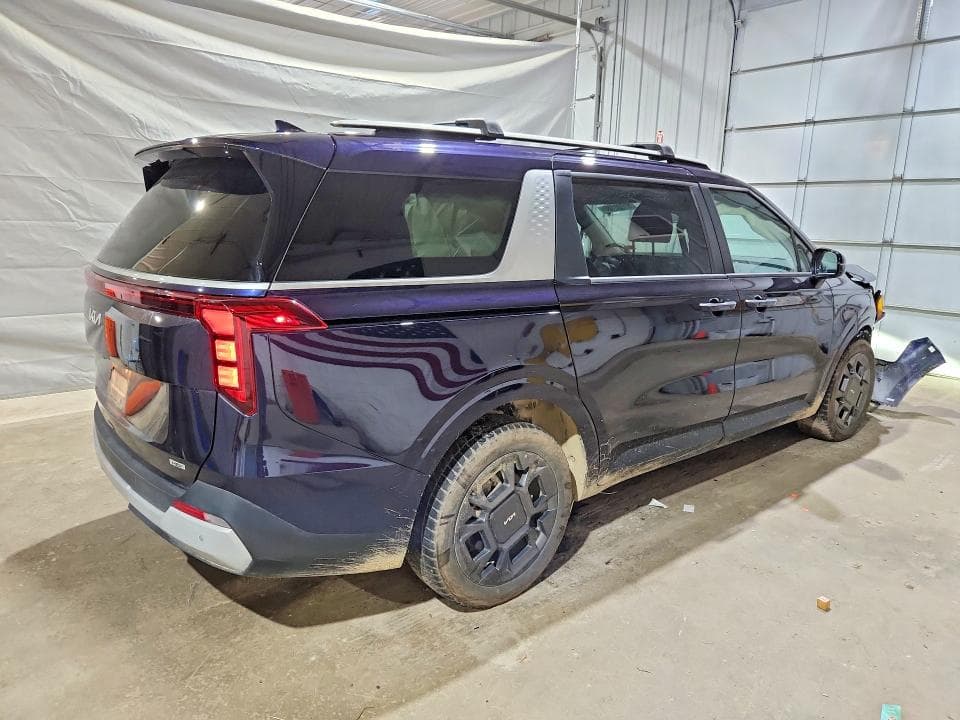 2025 KIA CARNIVAL EX 3