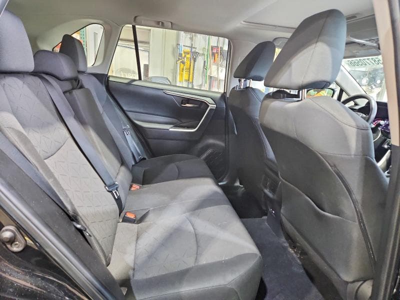 2023 TOYOTA RAV4 XLE 11