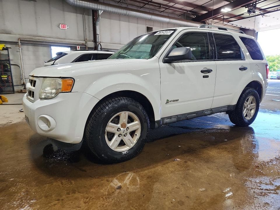 2011 FORD ESCAPE - 1